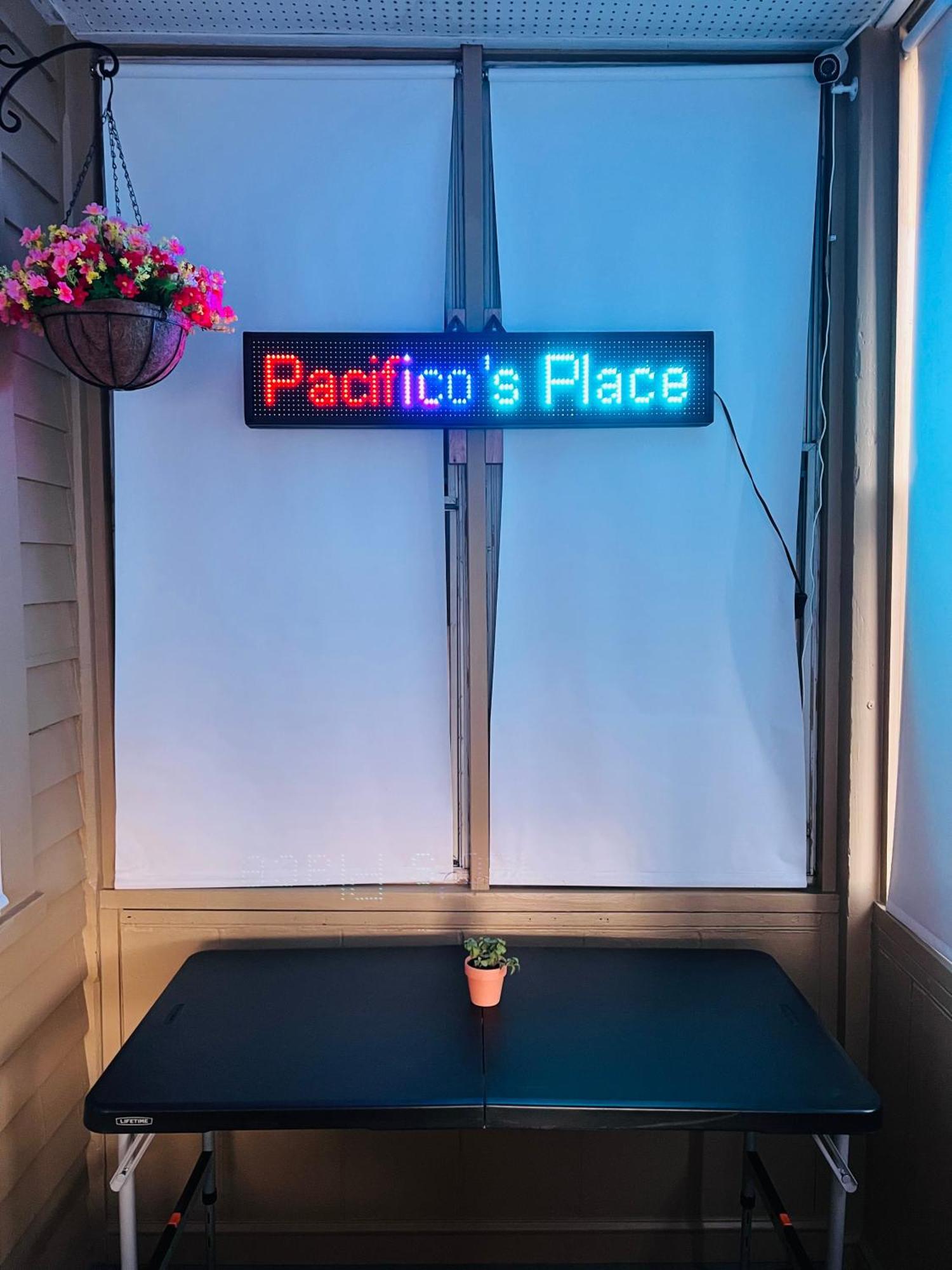 Pacifico'S Place “2C” Hotel Hartford Ngoại thất bức ảnh